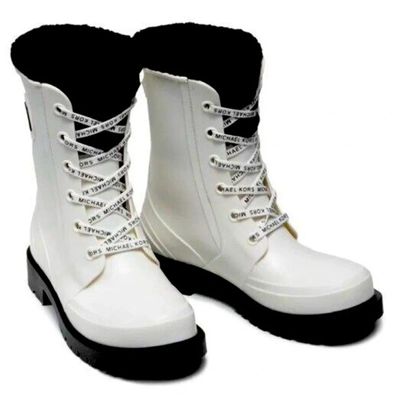 Michael Kors White and Black Lace-Up Winter Boots - Picture 1 of 7